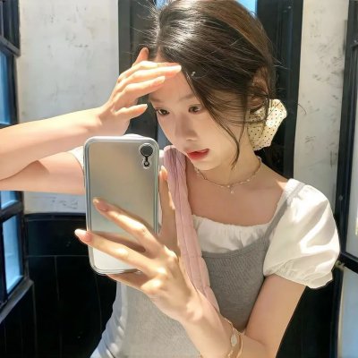 菲力斯与罗拉
